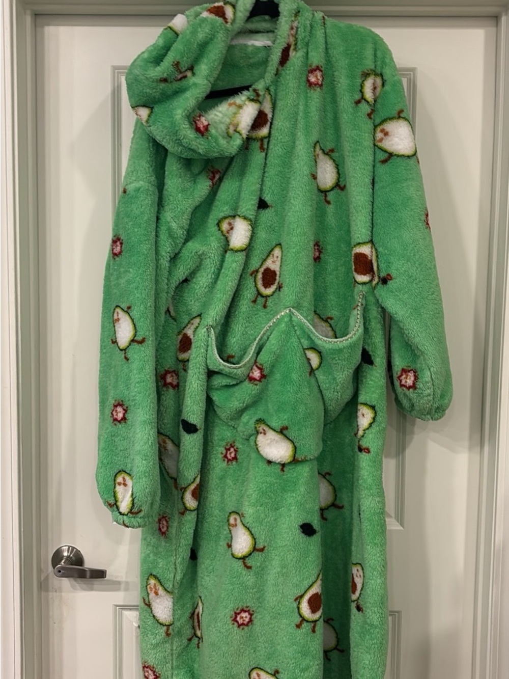 Cozy Green Kids Plush Robe with Avocado Print